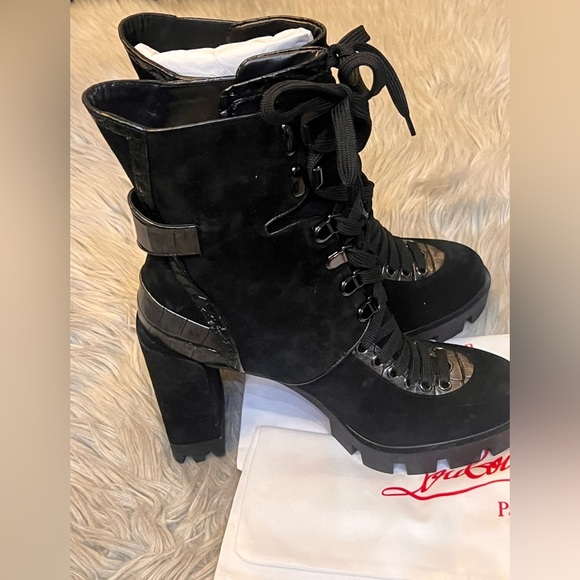 Worn once Christian Louboutin macadamia Velours boot - Picture 12 of 13